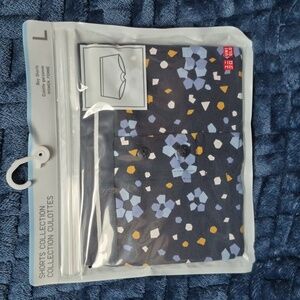 Uniqlo Women's Size Large Navy Patterned Boy Shorts Underwear, Brand New